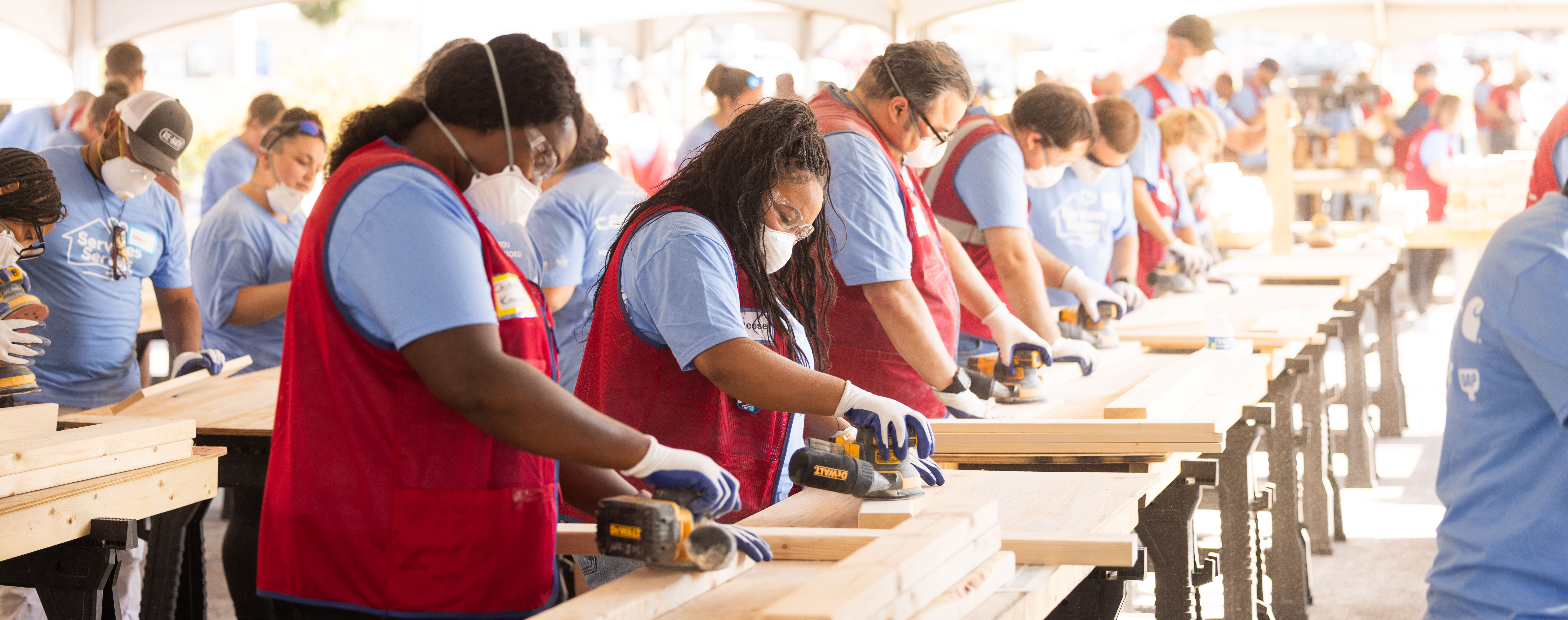   Lowe’s Taps PROs in Mission to Ensure Every Child Has a Bed Banner